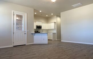 3 bed, 2.5 bath home in the Enclave