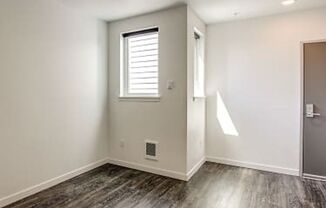 Studio, 1 bath, 479 sqft, $1,399, Unit 203