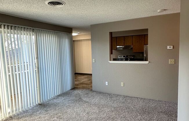 1 bed, 1 bath, 621 sqft, $1,265, Unit 302