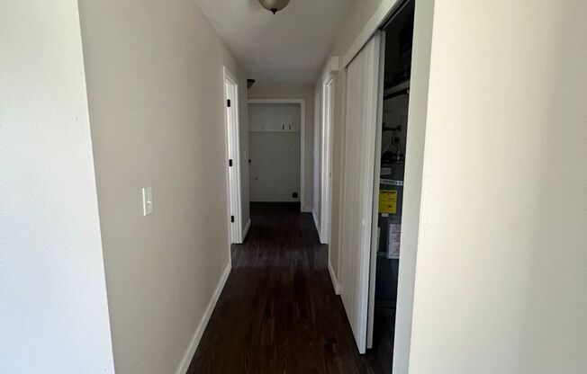 2 beds, 1 bath, $1,450, Unit 3611