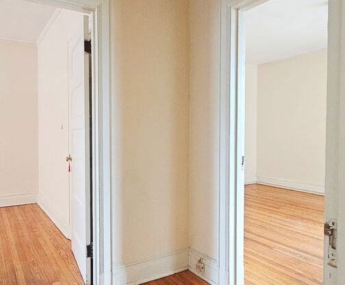 2 beds, 1 bath, 1,100 sqft, $1,725, Unit F1