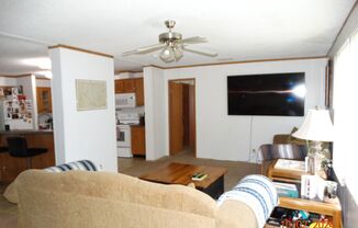 3 beds, 2 baths, $1,350