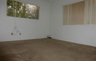 2 beds, 1 bath, $1,050, Unit 106