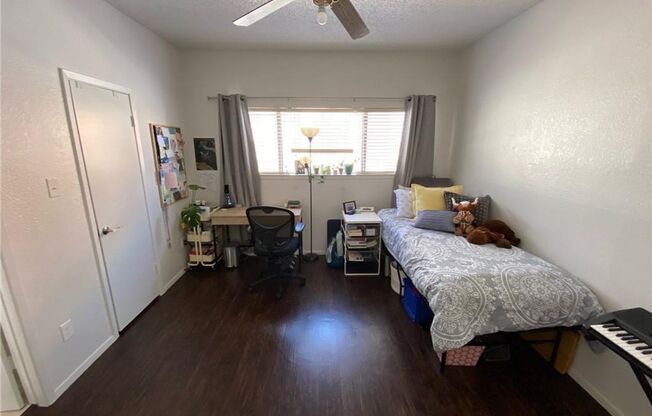 2 beds, 1 bath, 715 sqft, $1,500, Unit #214