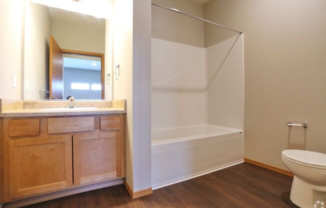 2 beds, 2 baths, 928 sqft, $1,425, Unit 3302