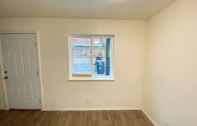 2 beds, 1 bath, 825 sqft, $1,200, Unit Unit 3