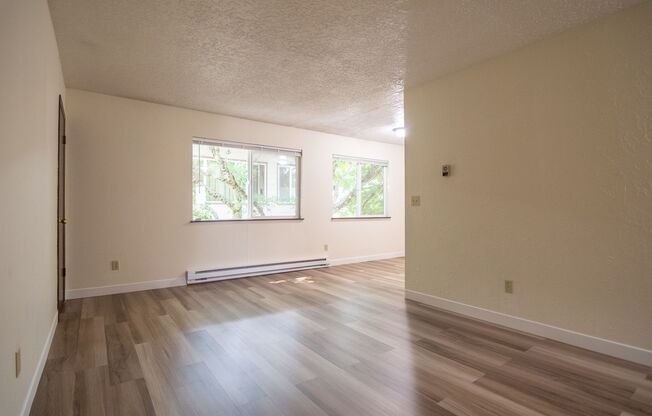 Pine St Apartments