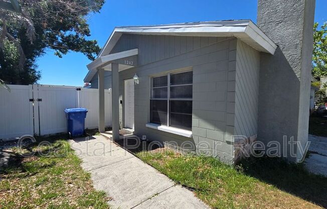1242 COOLMONT DR