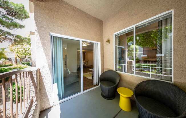 Apartments in Las Vegas, NV | The Clubs at Rhodes Ranch |Patio 