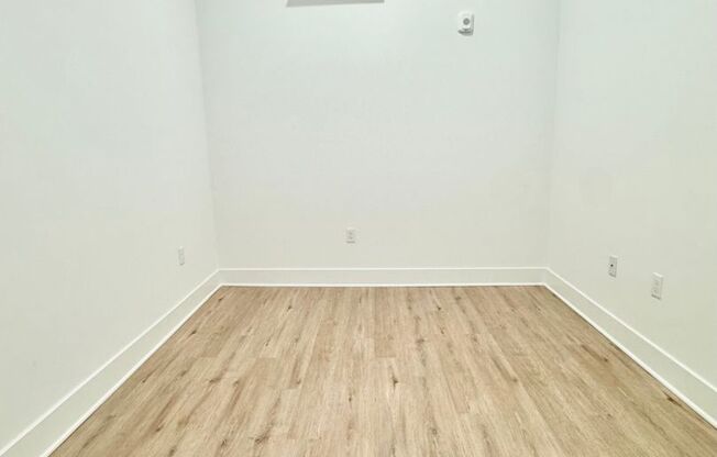 1 bed, 1 bath, 527 sqft, $1,295, Unit 504