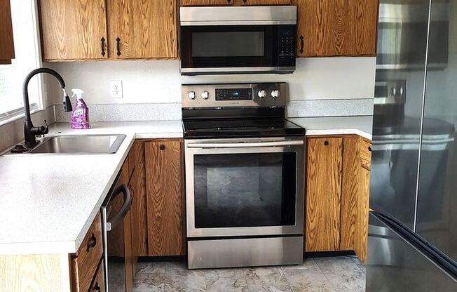 ******* FANTASTIC RAMBLER in friendly neighborhood *******
