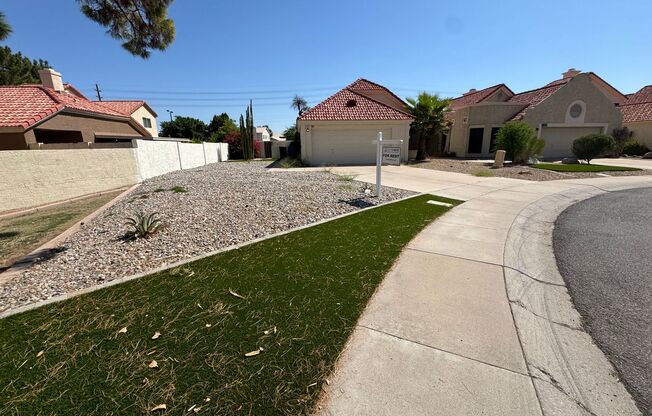 Beautiful Corner Lot Home in Stone Creek!