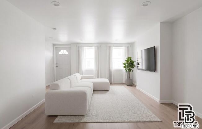 126 HALL ST