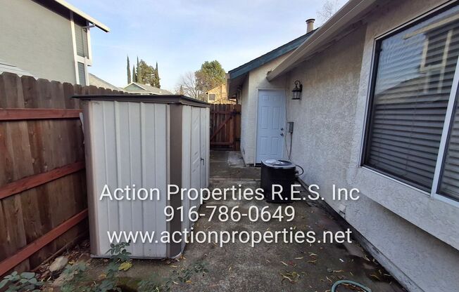 3 beds, 2 baths, $2,495