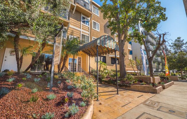 1 bed, 1 bath, $1,875, Unit 064#216