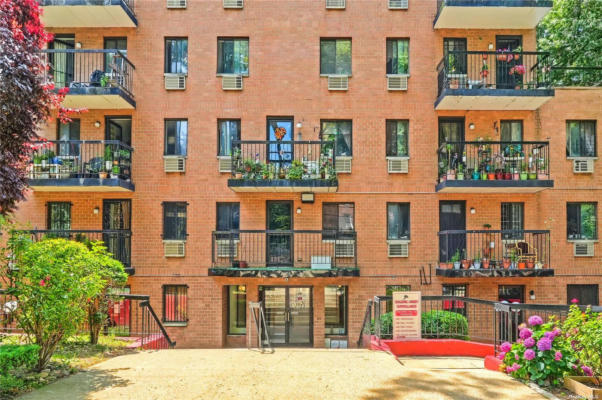 1 bed, 1 bath, $2,400, Unit 1C