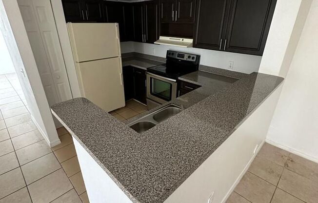 3 beds, 2 baths, 1,079 sqft, $3,200, Unit 13780-301