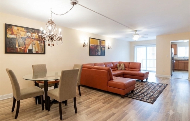 2 beds, 2.5 baths, 989 sqft, $2,795, Unit 14C