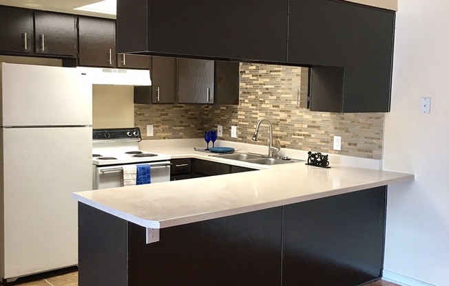 3 beds, 2 baths, 1,350 sqft, $1,699, Unit 4068 21