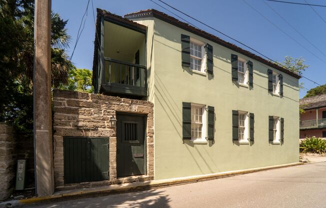 Discover Flexible Living in Downtown St. Augustine: Perfect for Roommates or Multigenerational Families!