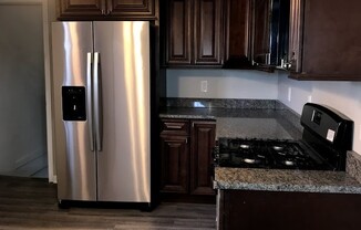 3 beds, 1 bath, $1,295