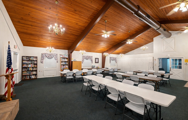 1 bed, 1 bath, 565 sqft, $750, Unit 217 4357RD