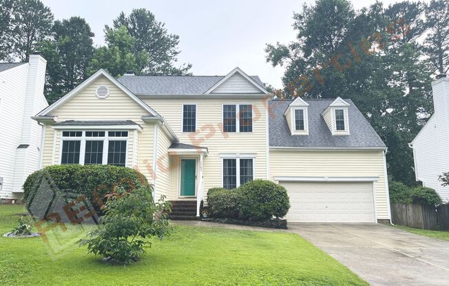 Charming 4 Bedroom 2.5 Bathroom Home w/ 1st FL Primary Suite + 2nd FL Huge Bonus Room @ Waterford Green, Apex, Available Now!