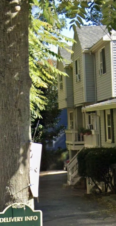 246 B ALLSTON ST