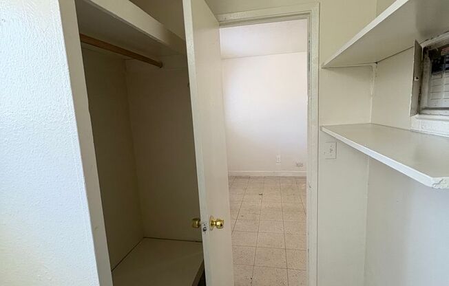 Studio, 1 bath, $695, Unit 3