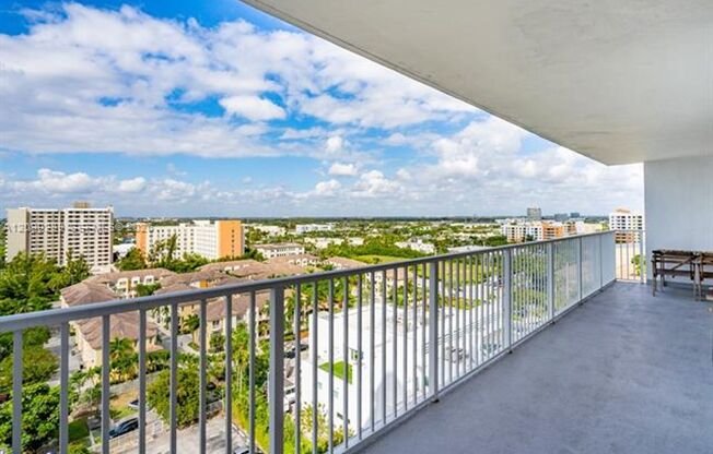 2 beds, 2 baths, $3,500, Unit # 1401 W