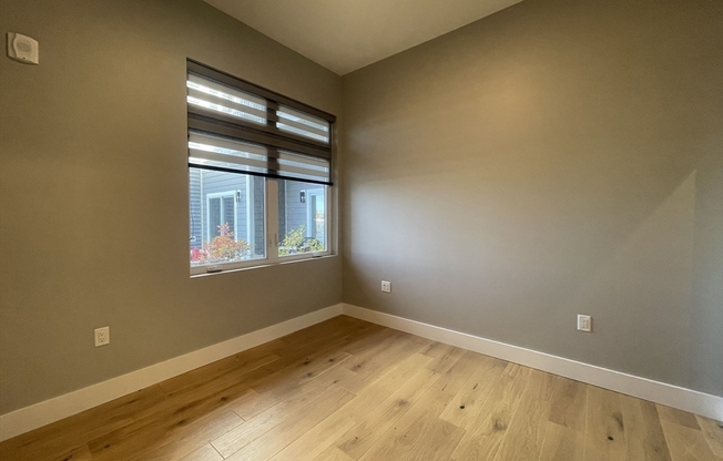 2 beds, 2 baths, 918 sqft, $3,595, Unit 220