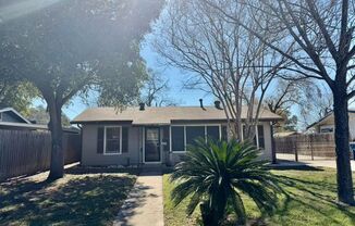 Charming rental home in Southeast San Antonio!