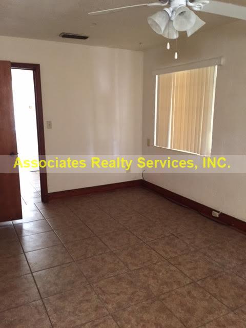 2 beds, 1 bath, 808 sqft, $1,095