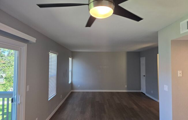 2 beds, 2 baths, 986 sqft, $2,595, Unit 542