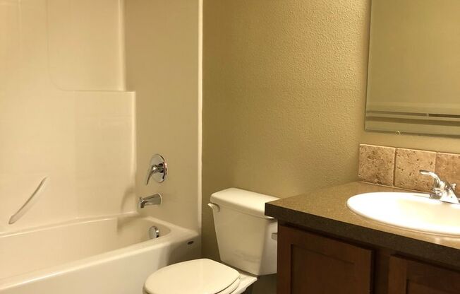 1 bed, 1 bath, 624 sqft, $1,405, Unit 11-201