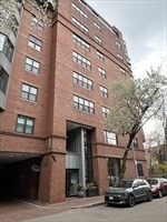 2 beds, 2 baths, 1,100 sqft, $4,700, Unit 3C