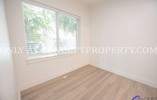 1 bed, 1 bath, 570 sqft, $1,399, Unit 16