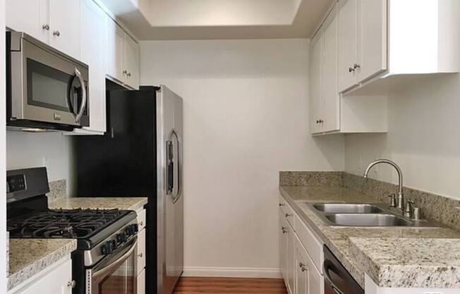 14430 Benefit St Apt 201