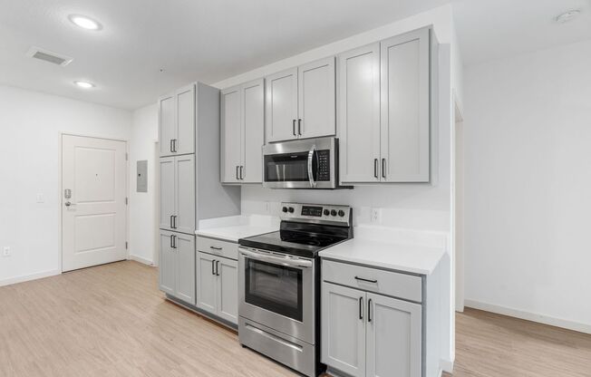 2 beds, 1 bath, 884 sqft, $1,945, Unit 110