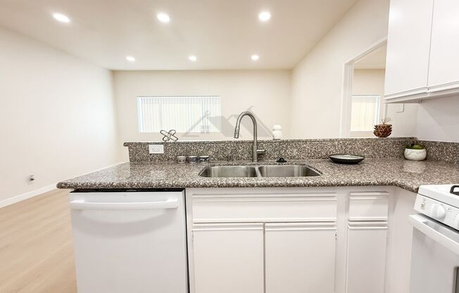 2 beds, 2 baths, 1,000 sqft, $2,495, Unit 213