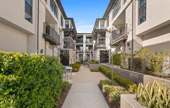 2806 ALTA