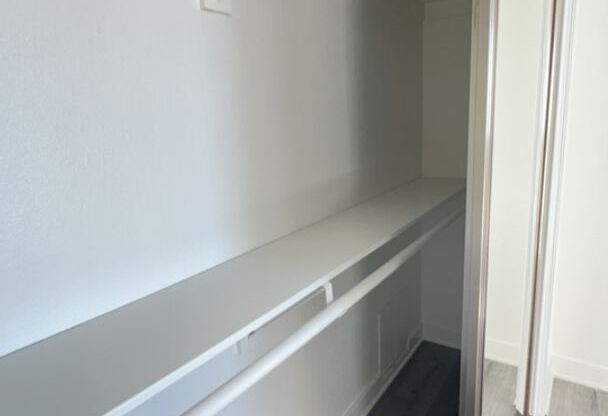 2 beds, 1 bath, 1,100 sqft, $2,568, Unit 241-40