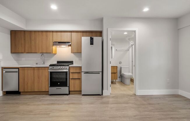 Studio, 1 bath, 244 sqft, $1,695, Unit 11516 3/4