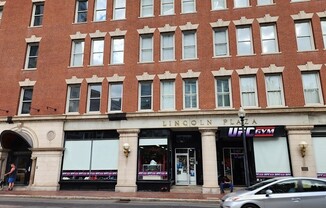 70 LINCOLN ST