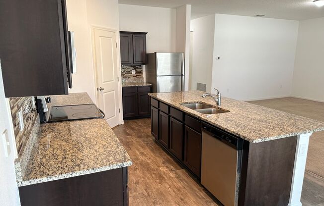 3 beds, 2 baths, $2,250
