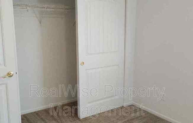 2 beds, 2 baths, 1,047 sqft, $1,625