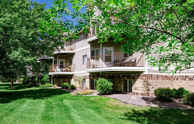 2 beds, 2 baths, 1,031 sqft, $1,425, Unit 3700112