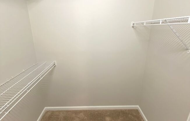 2 beds, 2 baths, 1,055 sqft, $1,200, Unit 5102