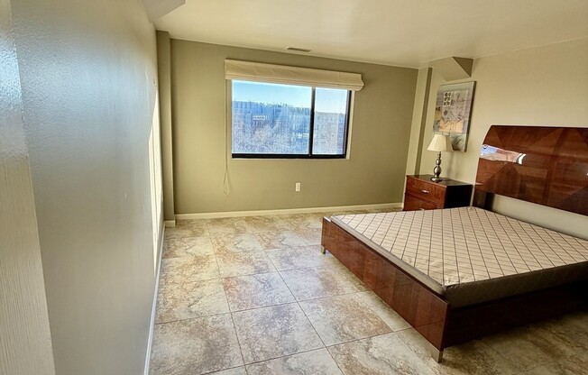 3 beds, 2 baths, 1,644 sqft, $4,600, Unit 711