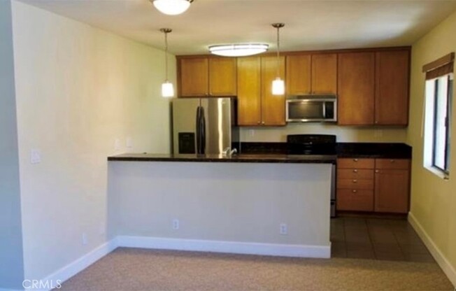 2 beds, 2 baths, 962 sqft, $3,500, Unit 565